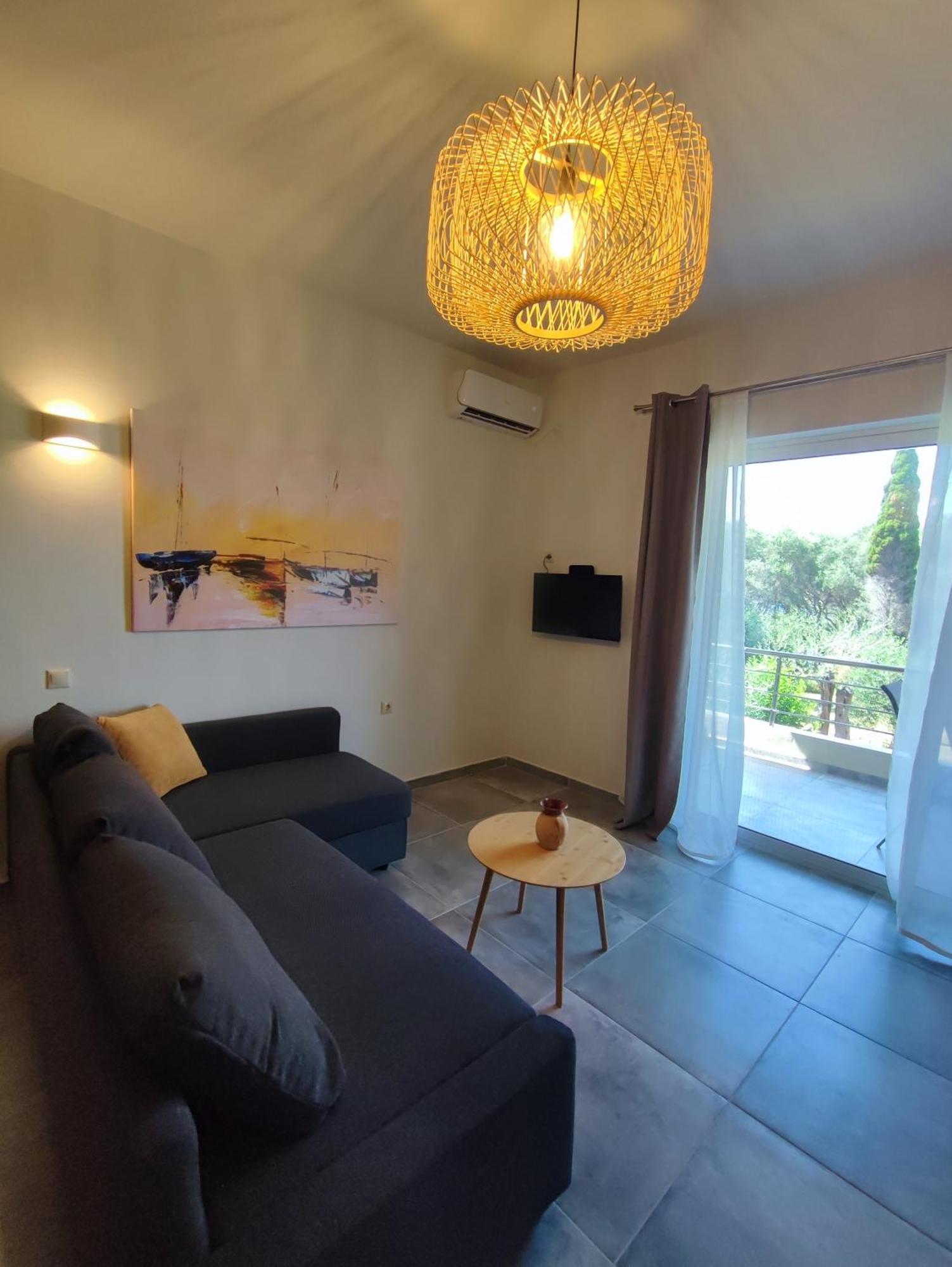Coritos Holiday Apartments Kontokali Bagian luar foto