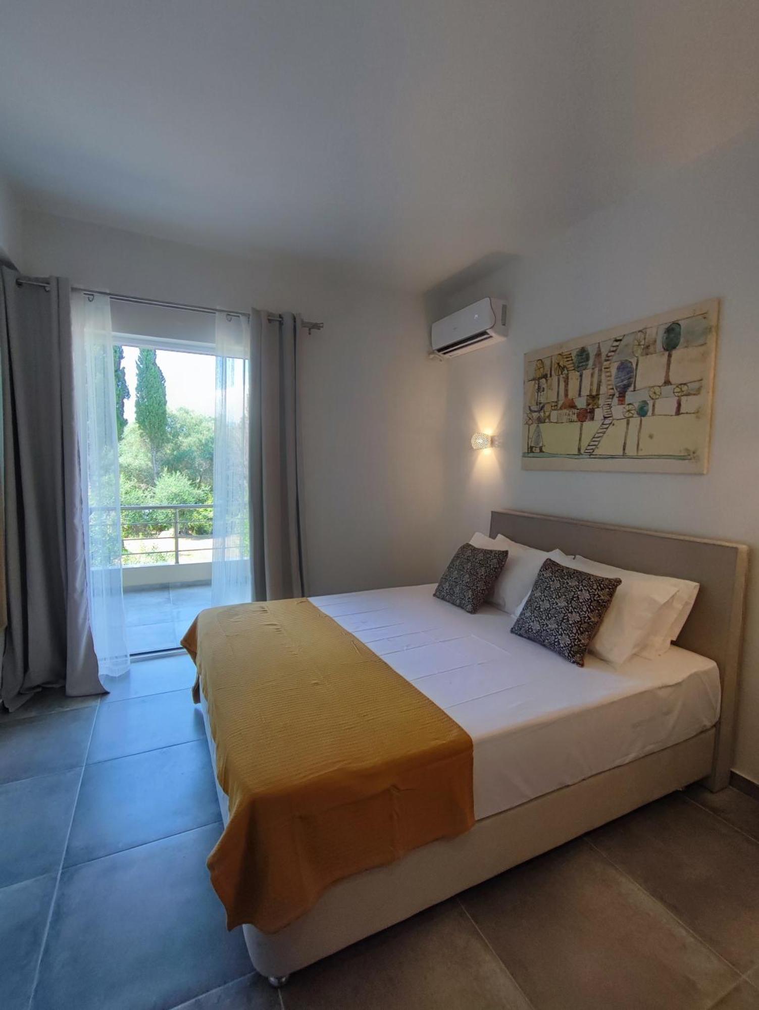 Coritos Holiday Apartments Kontokali Bagian luar foto